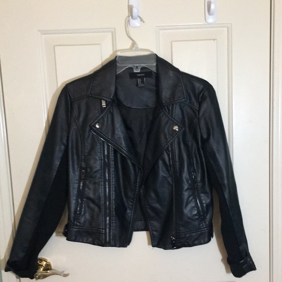 Forever 21 Jackets & Blazers - Faux leather jacket